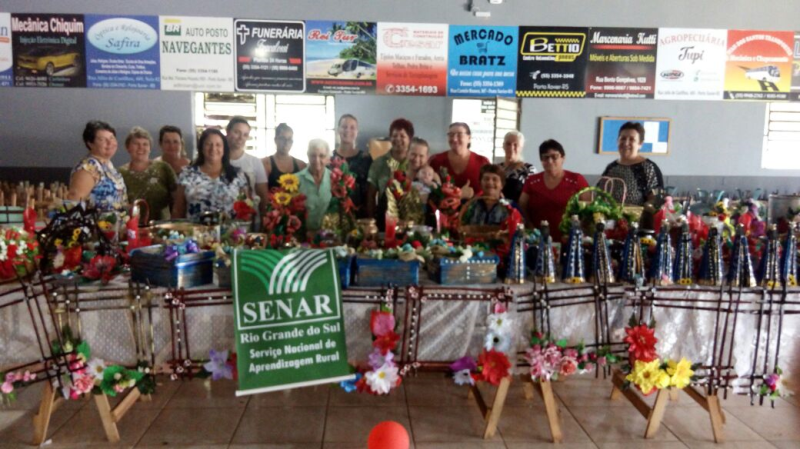 CRAS e SENAR realizam cursos de “Materiais Recicláveis” e “Informática Básica”